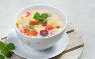 Resep es campur modern dengan susu kambing Etawa yang segar dan sehat. Pelajari cara membuatnya & manfaatnya.